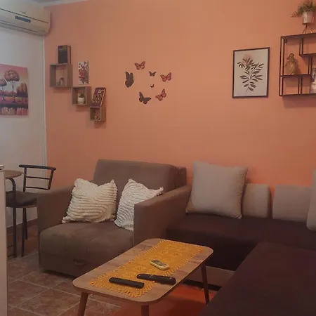 Mrvica Apartment *